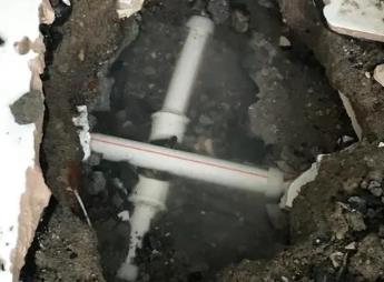 德保阳台漏水维修公司为您分享楼上楼下漏水怎么处理